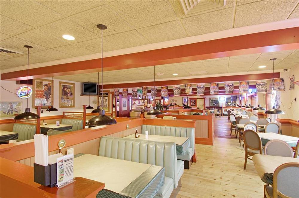 Days Inn By Wyndham Sandusky Cedar Point Ресторан фото